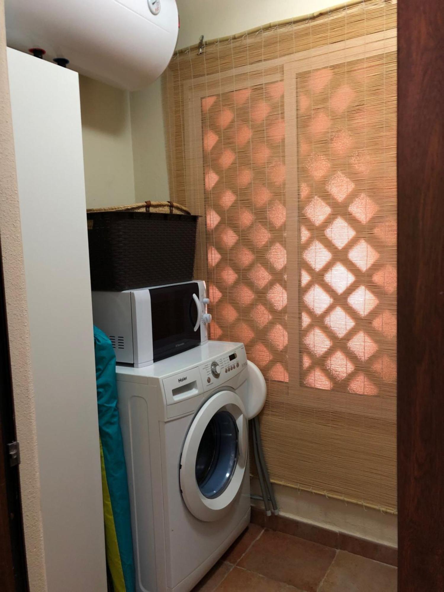 Apartamento Urbanizacion De Lujo En Primera Linea De Playa Isla Canela Luaran gambar